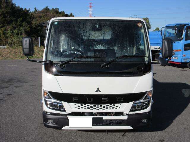 Mitsubishi Fuso Canter 2