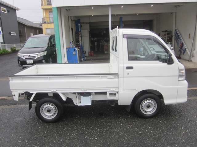 Daihatsu Hijet Truck 4