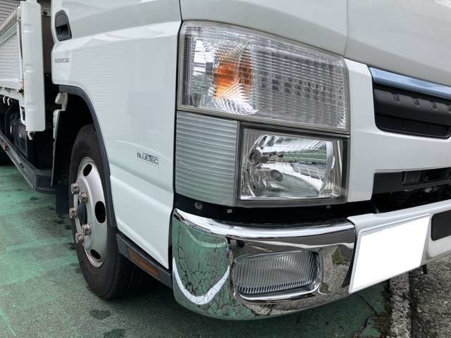 Mitsubishi Fuso Canter 9