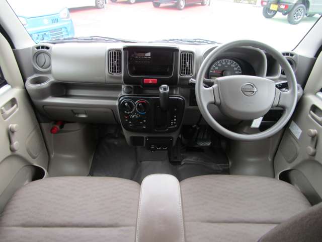 Nissan NV100 Clipper 3