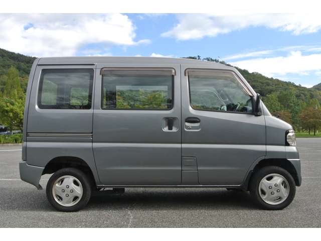 Mitsubishi Minicab MiEV 5