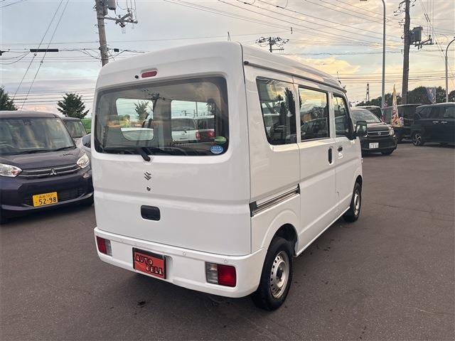 Suzuki Every 8