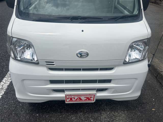 Daihatsu Hijet Cargo 11