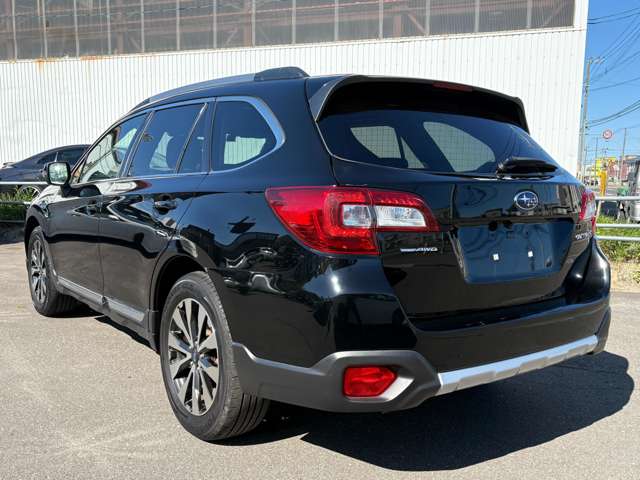 Subaru Legacy Outback 8