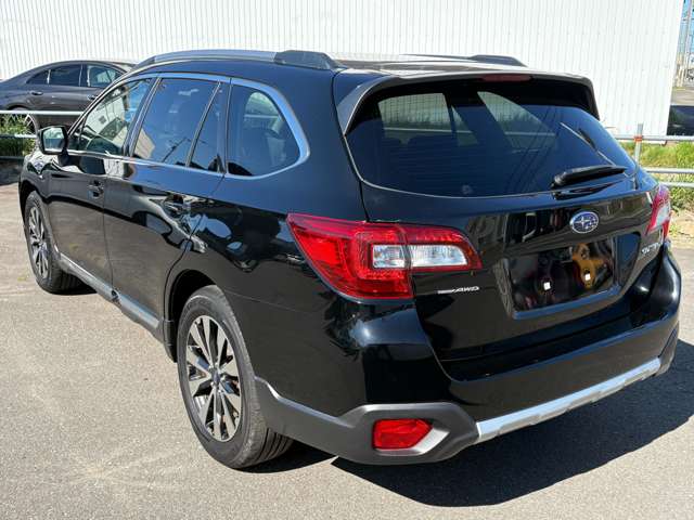 Subaru Legacy Outback 9
