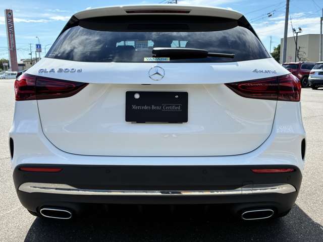 Mercedes-Benz GLA-Class 5