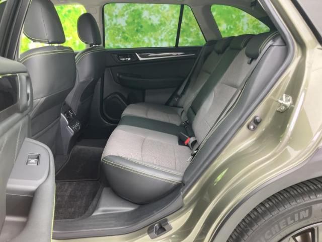 Subaru Legacy Outback 9