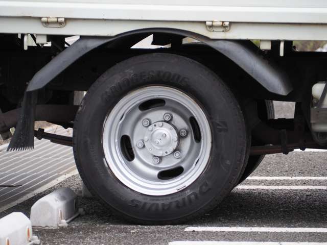 Mitsubishi Fuso Canter 12