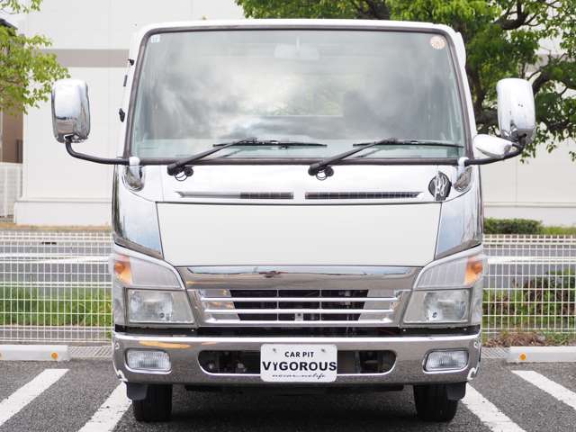 Mitsubishi Fuso Canter 4
