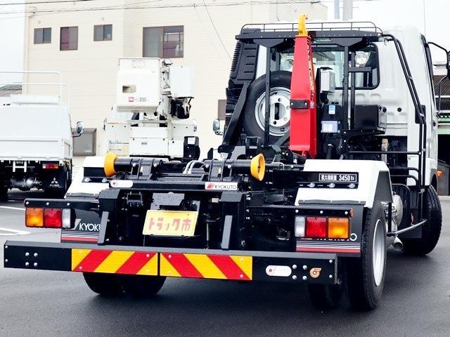 Mitsubishi Fuso Fighter 5