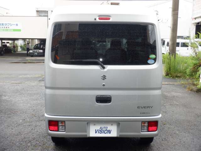 Suzuki Every 8