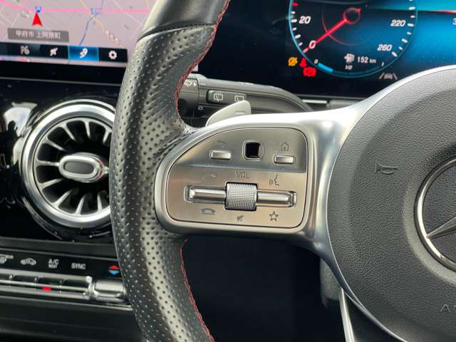Mercedes-Benz GLA-Class 8