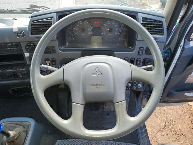 Mitsubishi Fuso Fighter 12