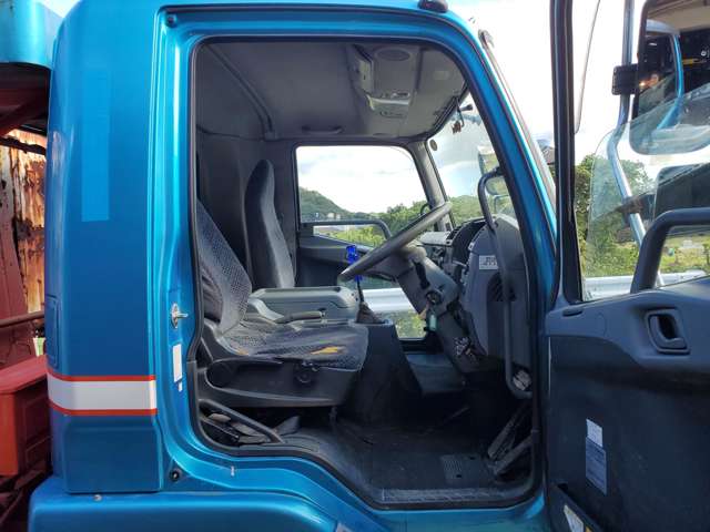 Mitsubishi Fuso Fighter 9