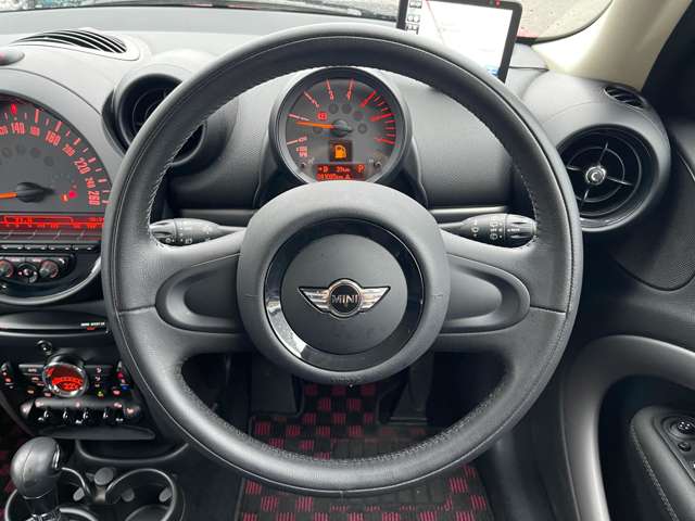 MINI Crossover 6