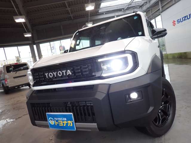 Toyota Land Cruiser FJ 3