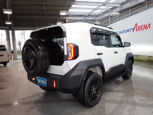 Toyota Land Cruiser FJ 9