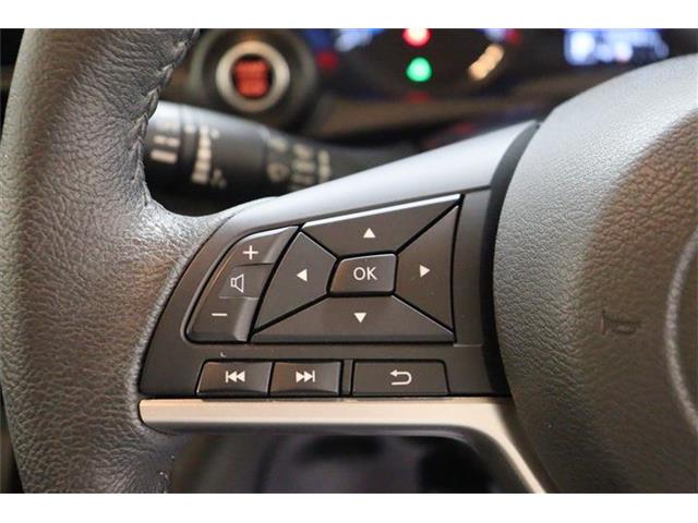 Mitsubishi eK X 11
