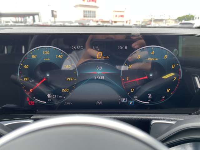 Mercedes-Benz GLB 5