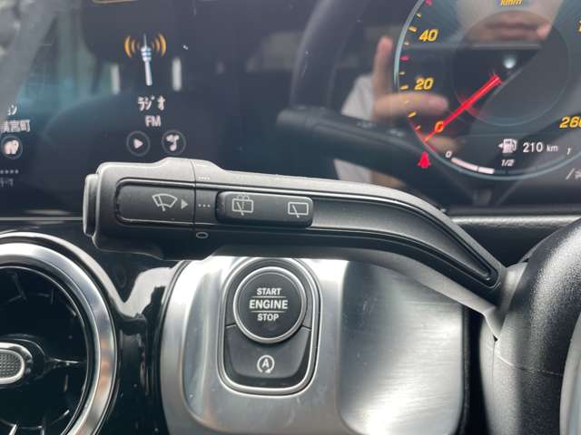 Mercedes-Benz GLB 10