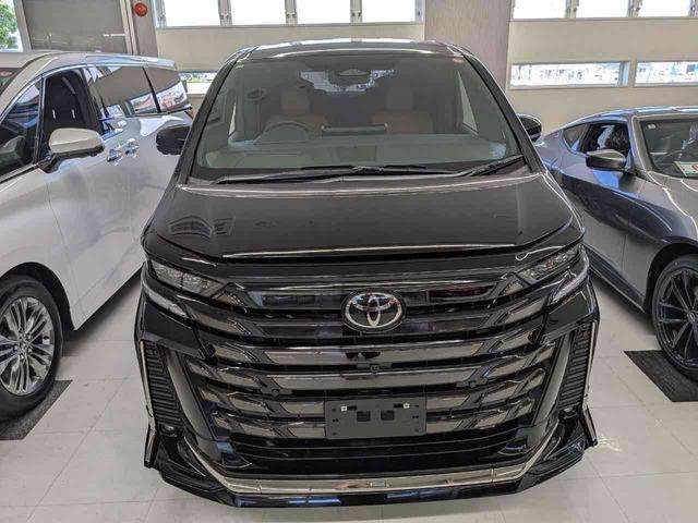 Toyota Vellfire 12