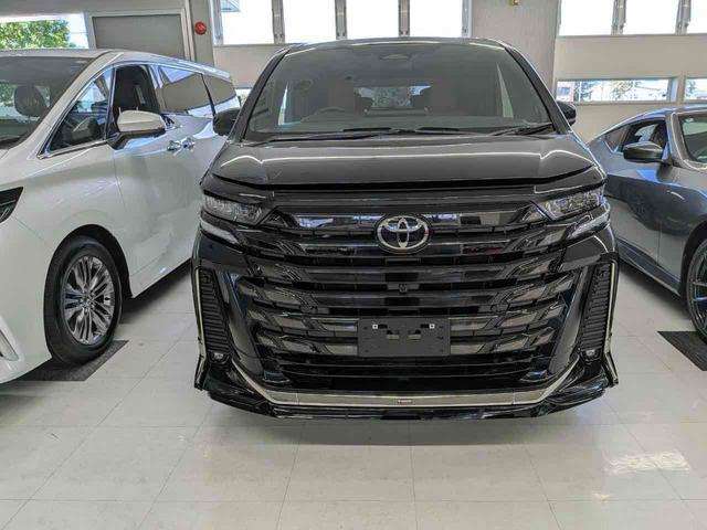 Toyota Vellfire 5