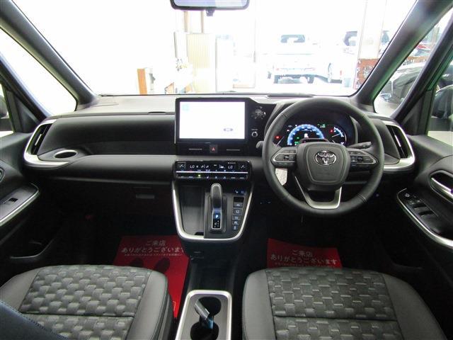 Toyota Voxy 5