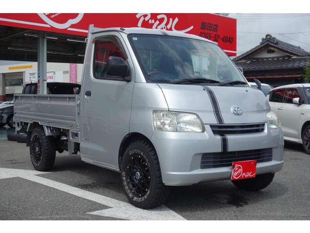 Toyota Light Ace Truck 2