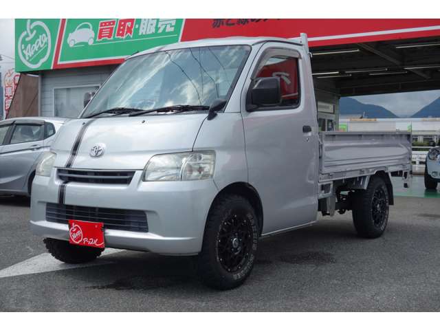 Toyota Light Ace Truck 6