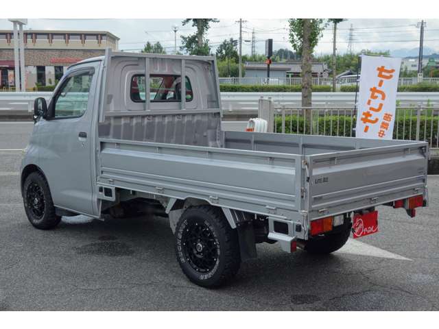 Toyota Light Ace Truck 7