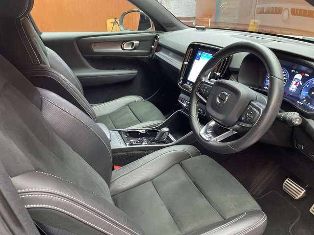 Volvo XC40 5