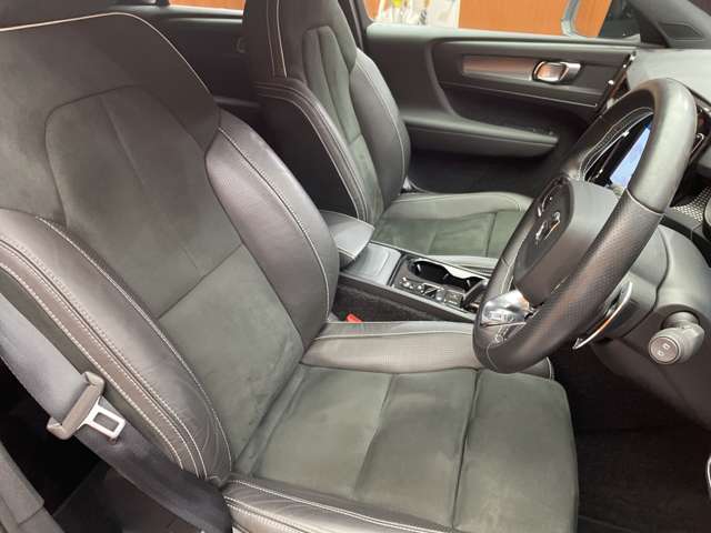 Volvo XC40 6