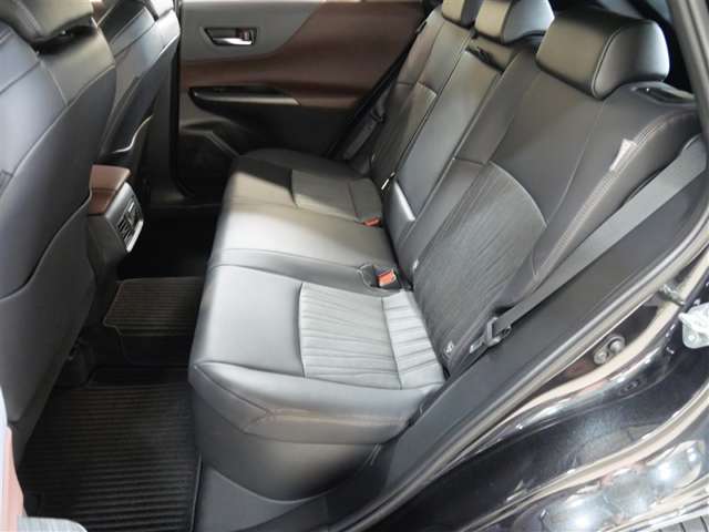 Toyota Harrier 12