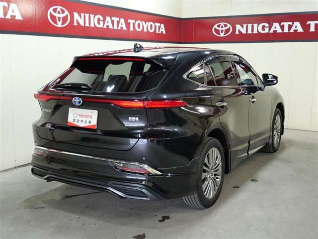 Toyota Harrier 6