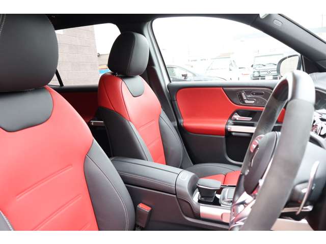 Mercedes-Benz GLB 7