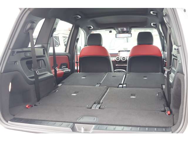 Mercedes-Benz GLB 10