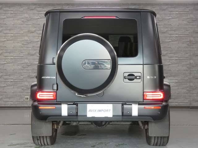 Mercedes-Benz G-Class 4