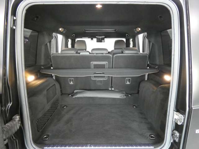 Mercedes-Benz G-Class 8