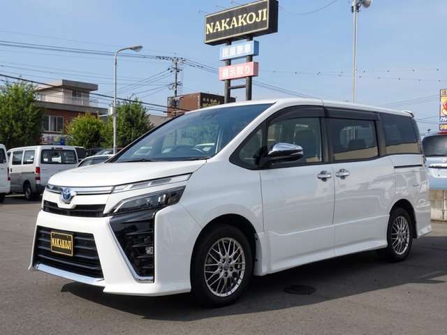Toyota Voxy 9