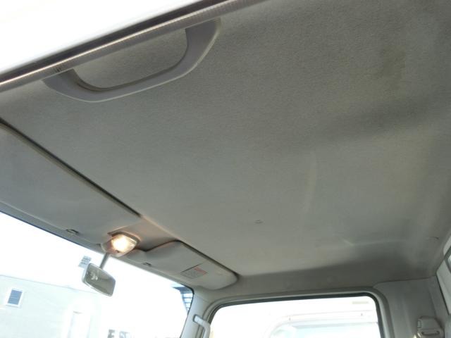 Mazda Titan Dash 11