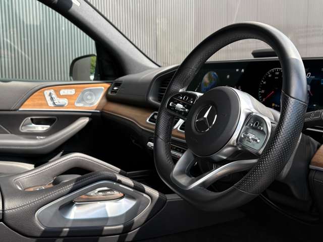 Mercedes-Benz GLE 10