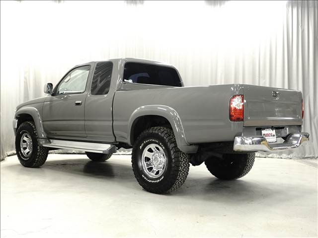 Toyota Hilux 10