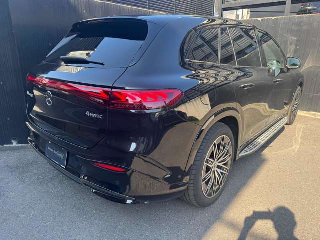 Mercedes-Benz EQS SUV 6