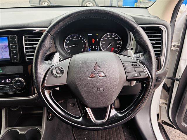 Mitsubishi Outlander 12