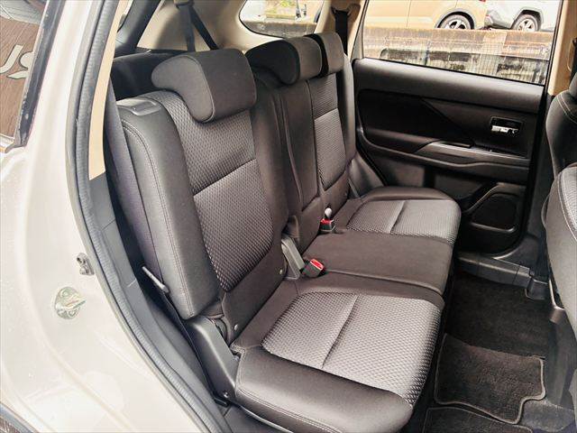 Mitsubishi Outlander 9
