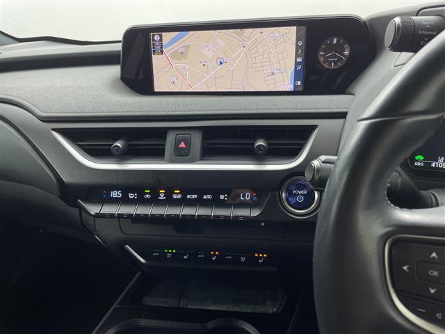 Lexus UX 10