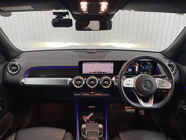 Mercedes-Benz GLB 4