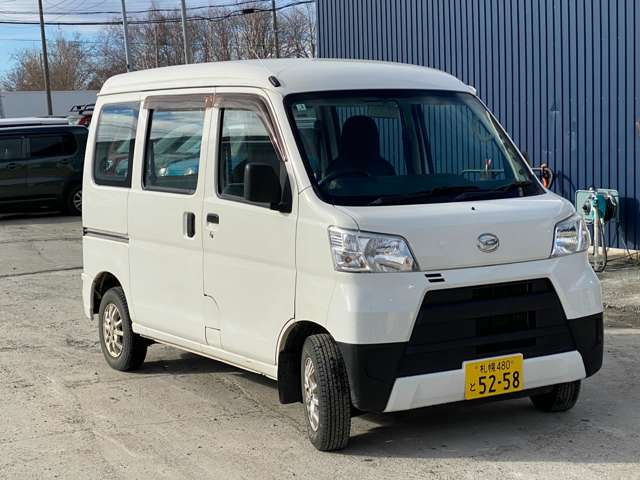 Daihatsu Hijet Cargo 7