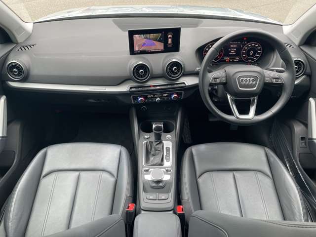 Audi Q2 5