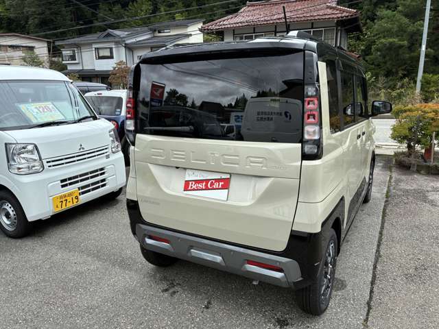 Mitsubishi Delica Mini 5